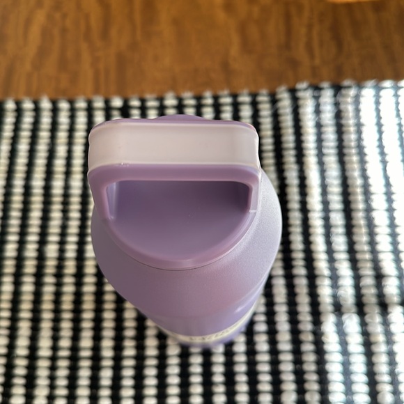 STANLEY ICEFLOW BOTTLE WITH CAP AND CARRY LID 50 OZ - Picture 4 of 10